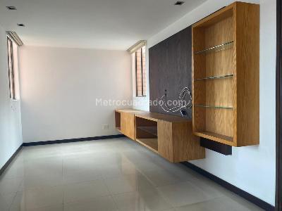 Apartamento de 3 alcobas en arriendo en El Poblado, Medellín, 154 m² · foto 8 de 19