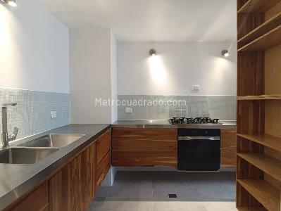 Apartamento de 3 alcobas en arriendo en Los Balsos, Medellín, 130 m² · foto 5 de 20