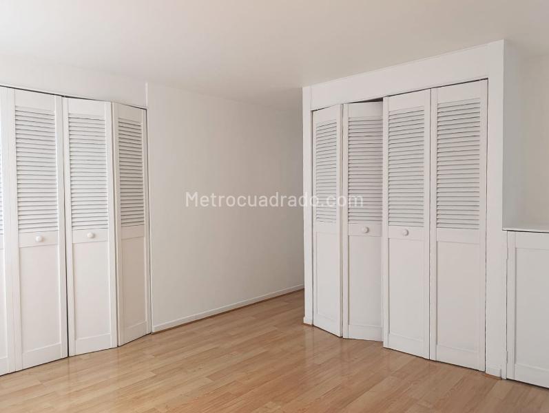 Apartamento de 3 alcobas en El Poblado en entorno tranquilo - 9