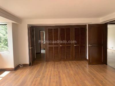 Apartamento en arriendo en El Poblado, Medellín · foto 11 de 19