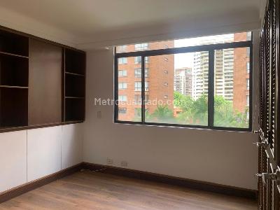 Apartamento en arriendo en El Poblado, Medellín · foto 12 de 19