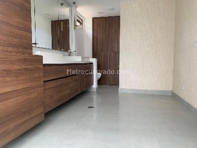 Apartamento en arriendo en El Poblado, Medellín · foto 17 de 19