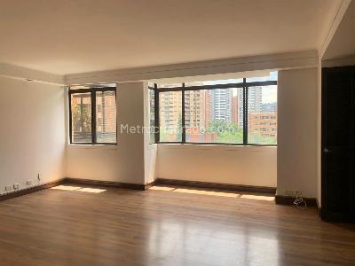 Apartamento en arriendo en El Poblado, Medellín · foto 9 de 19