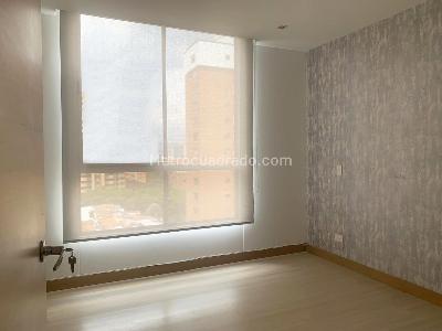 Apartamento de 3 alcobas en arriendo en El Poblado, Medellín, 173 m² · foto 14 de 18