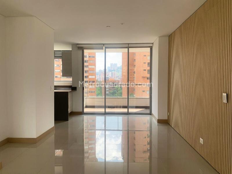 4BR Apartment with Jacuzzi in El Poblado - 4