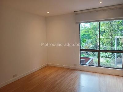Apartamento de 3 alcobas en arriendo en El Tesoro, Medellín, 145 m² · foto 10 de 18