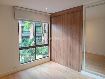 Apartamento de 3 alcobas en arriendo en El Tesoro, Medellín, 145 m² · foto 13 de 18