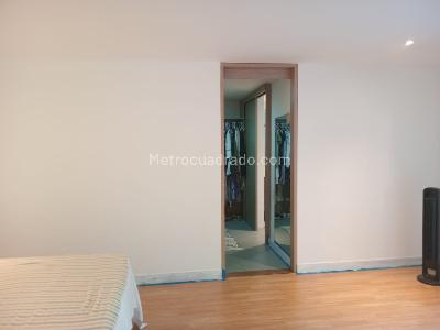 Apartamento de 3 alcobas en arriendo en El Tesoro, Medellín, 145 m² · foto 14 de 18