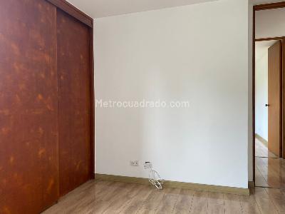 Apartamento de 3 alcobas en arriendo en El Poblado, Medellín, 114 m² · foto 11 de 19