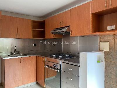 Apartamento de 3 alcobas en arriendo en El Poblado, Medellín, 114 m² · foto 7 de 19