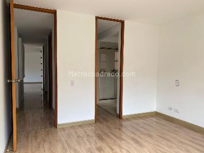 Apartamento de 3 alcobas en arriendo en El Poblado, Medellín, 114 m² · foto 9 de 19