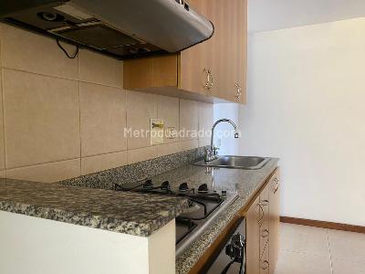 Apartamento de 3 alcobas en arriendo en El Poblado, Medellín, 90 m² · foto 4 de 18