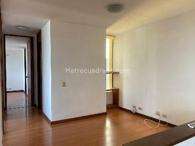 Apartamento de 3 alcobas en arriendo en El Poblado, Medellín, 90 m² · foto 8 de 18