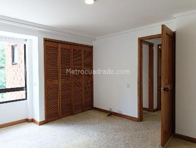 Apartamento en venta en El Poblado, Medellín · foto 11 de 20