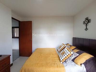 Apartamento de 3 alcobas en arriendo en Los Naranjos, Medellín, 100 m² · foto 12 de 20