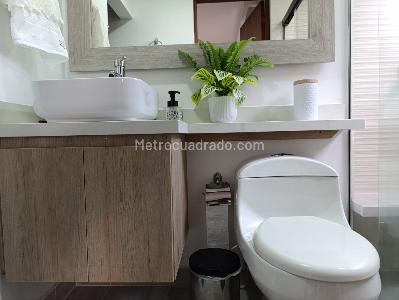Apartamento de 3 alcobas en arriendo en Los Naranjos, Medellín, 100 m² · foto 18 de 20