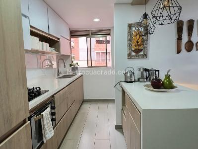 Apartamento de 3 alcobas en arriendo en Los Naranjos, Medellín, 100 m² · foto 7 de 20
