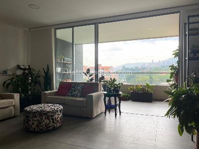 Apartamento en venta en Envigado, Envigado · foto 3 de 20