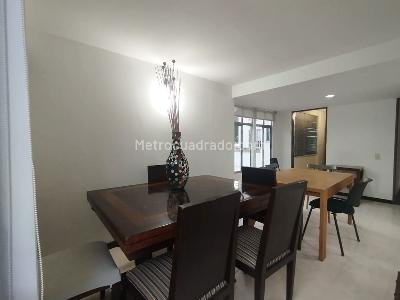Apartamento en venta en El Poblado, Medellín · foto 6 de 13