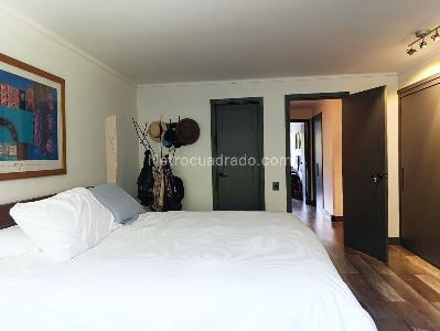 Apartamento en venta en El Poblado, Medellín · foto 14 de 20