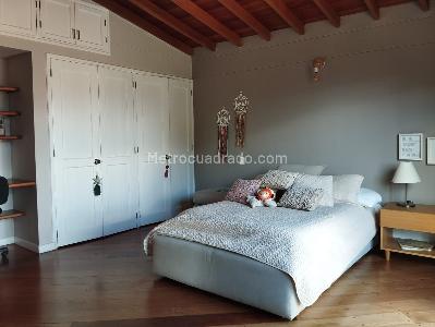 Casa de 4 alcobas en venta en El Poblado, Medellín, 367 m² · foto 14 de 18