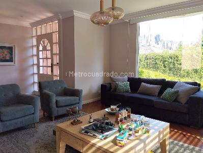 Casa de 4 alcobas en venta en El Poblado, Medellín, 367 m² · foto 2 de 18
