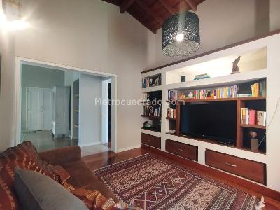 Casa de 4 alcobas en venta en El Poblado, Medellín, 367 m² · foto 7 de 18