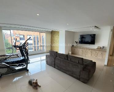 Apartamento de 3 alcobas en venta en Patio Bonito, Medellín, 172 m² · foto 2 de 15