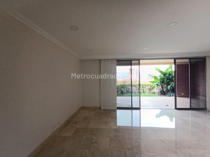 3BR House with Fireplace in El Poblado (Gated Unit) - 2