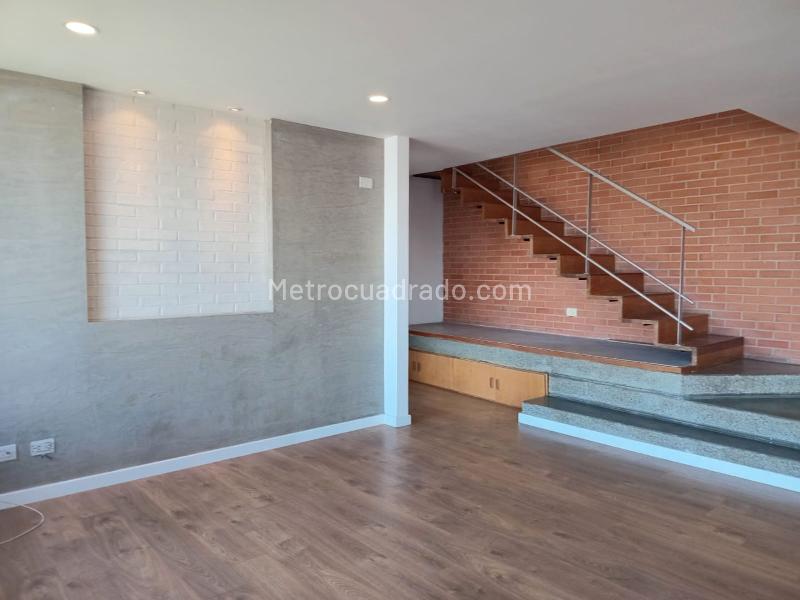 Apartamento Elegante de 3 Alcobas con Vista en El Poblado - 4