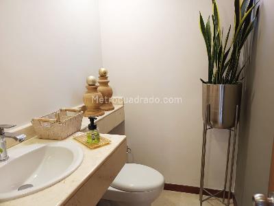 Casa de 3 alcobas en venta en Envigado, Envigado, 218 m² · foto 14 de 18