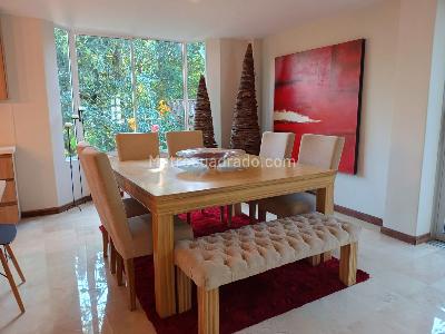 Casa de 3 alcobas en venta en Envigado, Envigado, 218 m² · foto 3 de 18