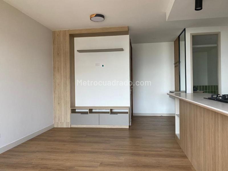 Estudio Moderno en El Poblado con Gimnasio - 3