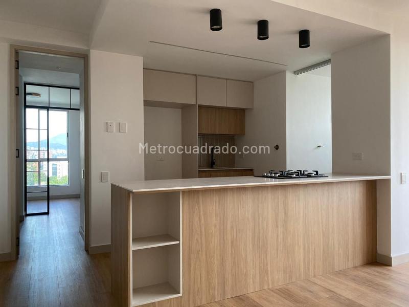 Estudio Moderno en El Poblado con Gimnasio - 6