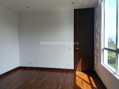 Apartamento de 3 alcobas en venta en Los Balsos, Medellín, 244 m² · foto 11 de 19