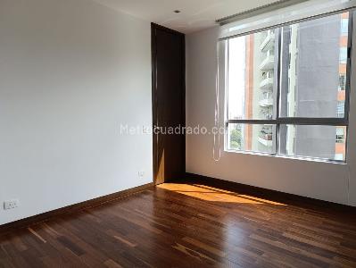 Apartamento de 3 alcobas en venta en Los Balsos, Medellín, 244 m² · foto 14 de 19