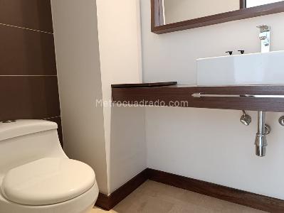 Apartamento de 3 alcobas en venta en Los Balsos, Medellín, 244 m² · foto 18 de 19