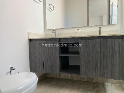 Apartamento de 3 alcobas en venta en Envigado, Envigado, 138 m² · foto 18 de 19