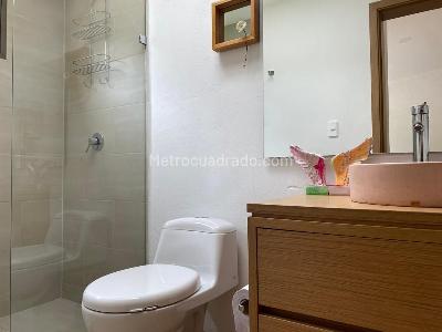 Casa de 3 alcobas en venta en Envigado, Envigado, 310 m² · foto 11 de 17