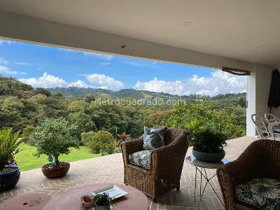 Casa de 3 alcobas en venta en Envigado, Envigado, 310 m² · foto 15 de 17
