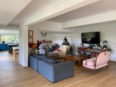 Casa de 3 alcobas en venta en Envigado, Envigado, 310 m² · foto 2 de 17