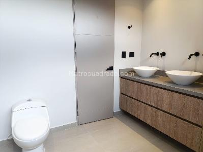 Apartamento en venta en El Poblado, Medellín · foto 19 de 20
