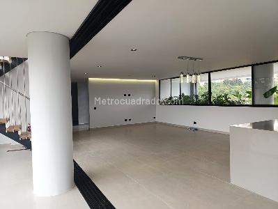 Apartamento en venta en El Poblado, Medellín · foto 4 de 20