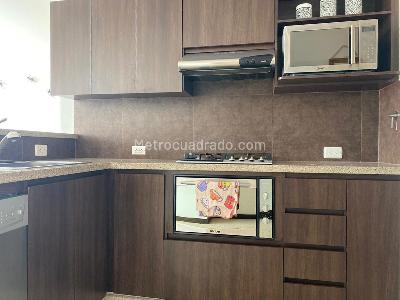 Apartamento de 2 alcobas en arriendo en Envigado, Envigado, 80 m² · foto 9 de 19