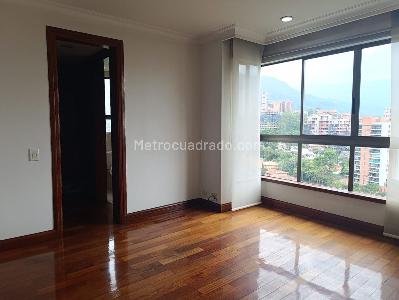 Apartamento en venta en El Poblado, Medellín · foto 10 de 19