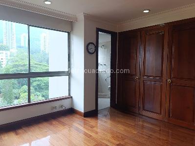 Apartamento en venta en El Poblado, Medellín · foto 13 de 19