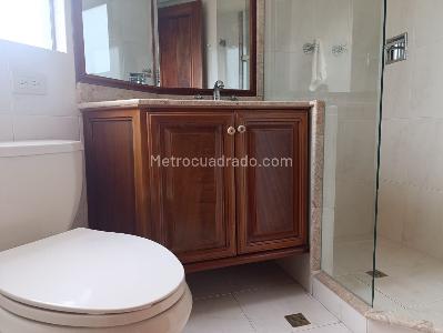 Apartamento en venta en El Poblado, Medellín · foto 18 de 19