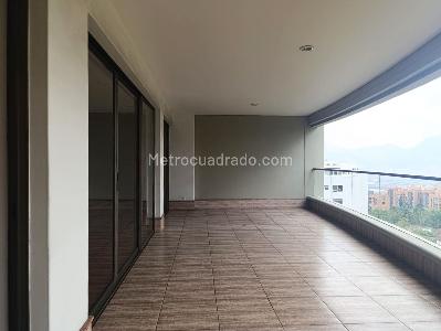 Apartamento en venta en El Poblado, Medellín · foto 19 de 19