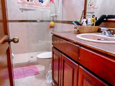 Casa de 3 alcobas en venta en Envigado, Envigado, 210 m² · foto 18 de 19