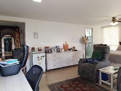 Apartamento en venta en El Poblado, Medellín · foto 9 de 20